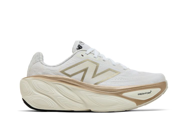 New Balance Fresh Foam X More v5 Белый Морская Соль Светло-Золотой Металлик (W