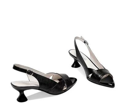 2024 Горячая оптовая продажа женские новые летние туфли на высоком каблуке с острым носком в стиле ретро в этническом стиле на толстом каблуке сандалии для женщин