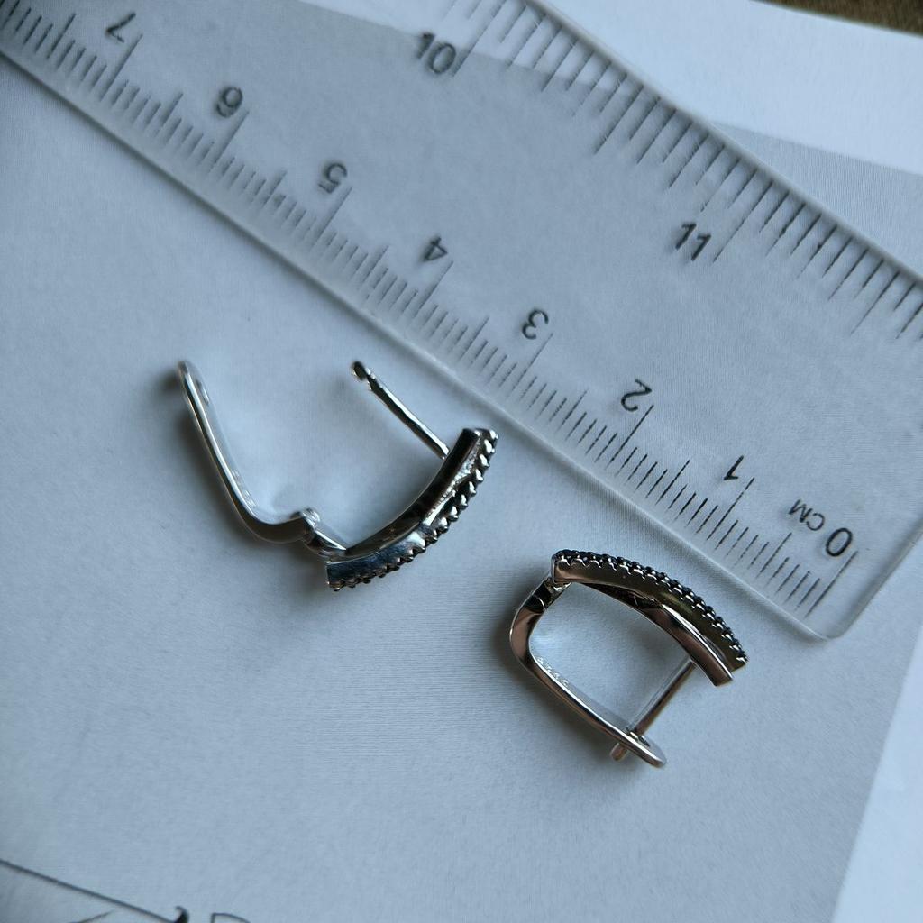 Серебряные серьги с фианитами (2187455)