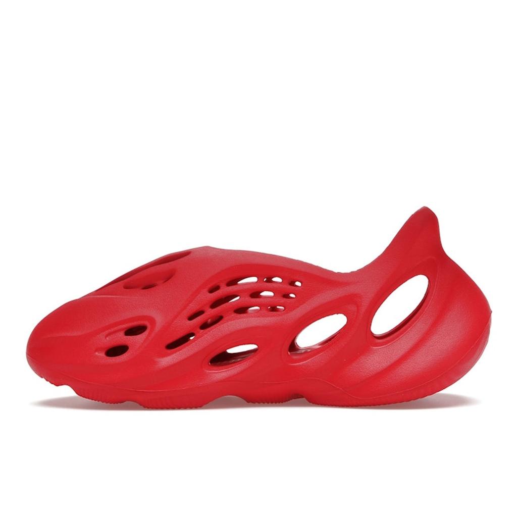 Adidas Кроссовки Yeezy Foam Runner Vermilion Unisex, красные, GW3355
