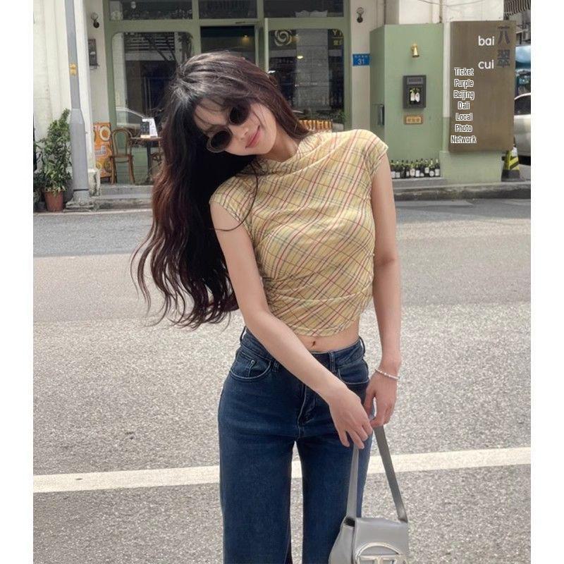 Женская красная клетчатая сетчатая футболка с открытыми плечами — облегающий крой, короткие рукава, летний топ