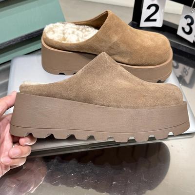 Замшевые женские хлопковые тапочки на платформе, короткие, плюшевые, дизайнерские, повседневные, на среднем каблуке, мюли, тренд 2025 года, теплая зимняя обувь для снега, женские туфли