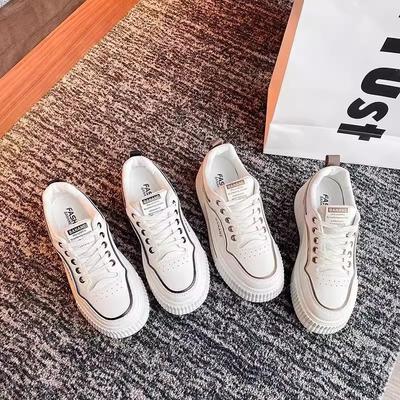 Маленькие белые туфли на толстой подошве с увеличением роста, женские летние универсальные туфли-маффины, спортивная и повседневная обувь