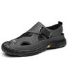 Модные летние мужские сетчатые повседневные пляжные туфли, новые дизайнерские модные повседневные мужские сандалии с мягкой подошвой, дышащая мягкая кожаная обувь для мужчин