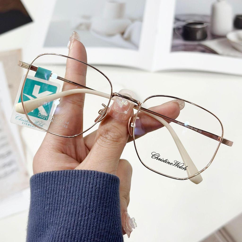 Ultralight Semi-Titanium Myopia Eyeglass Frames, Retro Style, Prescription-Fittable for Men & Women, Suitable for Large or Round Face.