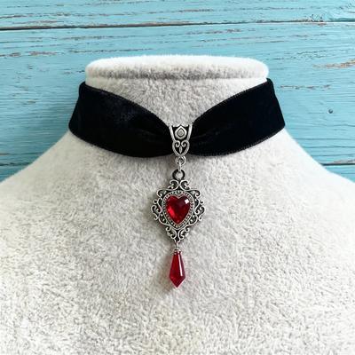 Винтажный Стиль Готический Креативный Кулон Ожерелье для Женщин Красный Черный Цирконий Праздничная Вечеринка Повседневное Ношение Ювелирные Аксессуары