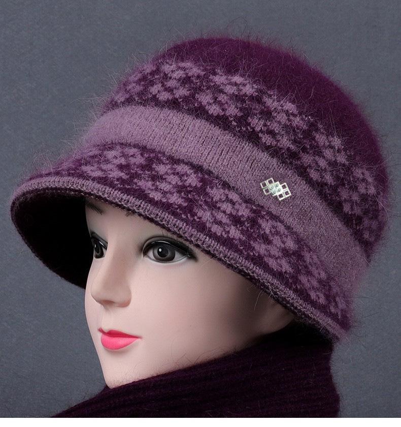 Warm Wool Knit Hat & Scarf Set for Middle-Aged & Elderly Ladies - Thickened Velvet for Autumn & Winter