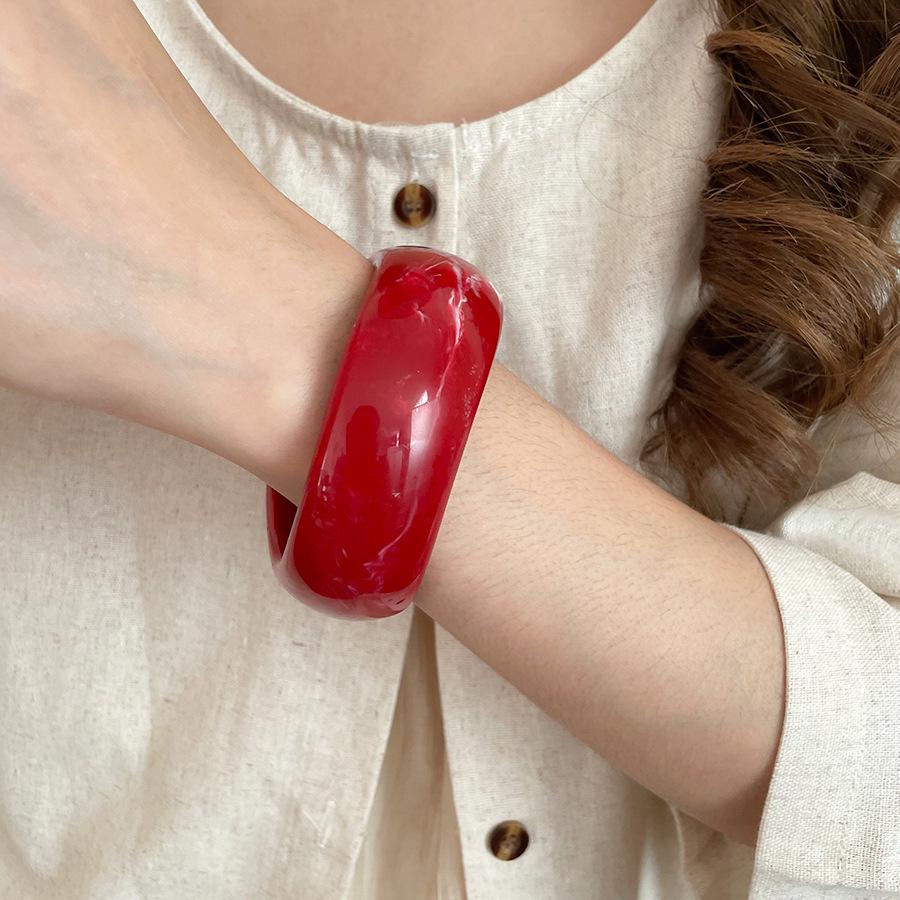 European and American Fashion High-End Marbled Acrylic Bangle Bracelet - Women's Versatile Hand Jewelry