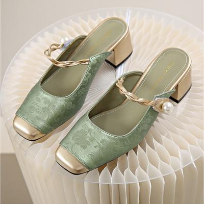 Модные туфли-мюли на высоком каблуке с закрытым носком для женщин 2025 для лета, в китайском стиле, новые китайские туфли на толстом каблуке с жемчугом, для ношения с юбками и шлепанцами