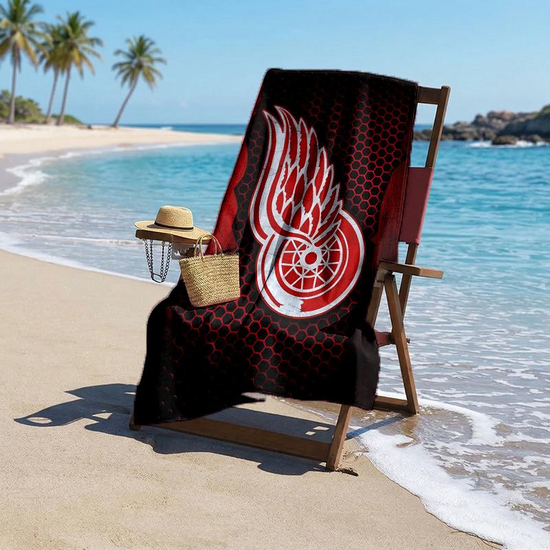 Redwings Fashion Beach Towel: Ideal for Summer Adventures Soft, absorbent and quick drying suitable for swimming and bathing
