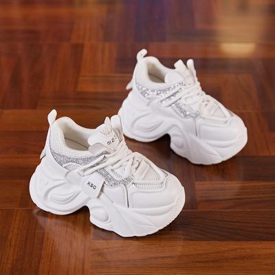 Женская обувь – Кроссовки