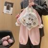 Девочковый велюровый комплект: худи и штаны - Зимний двухсекционный наряд с мультяшным принтом
