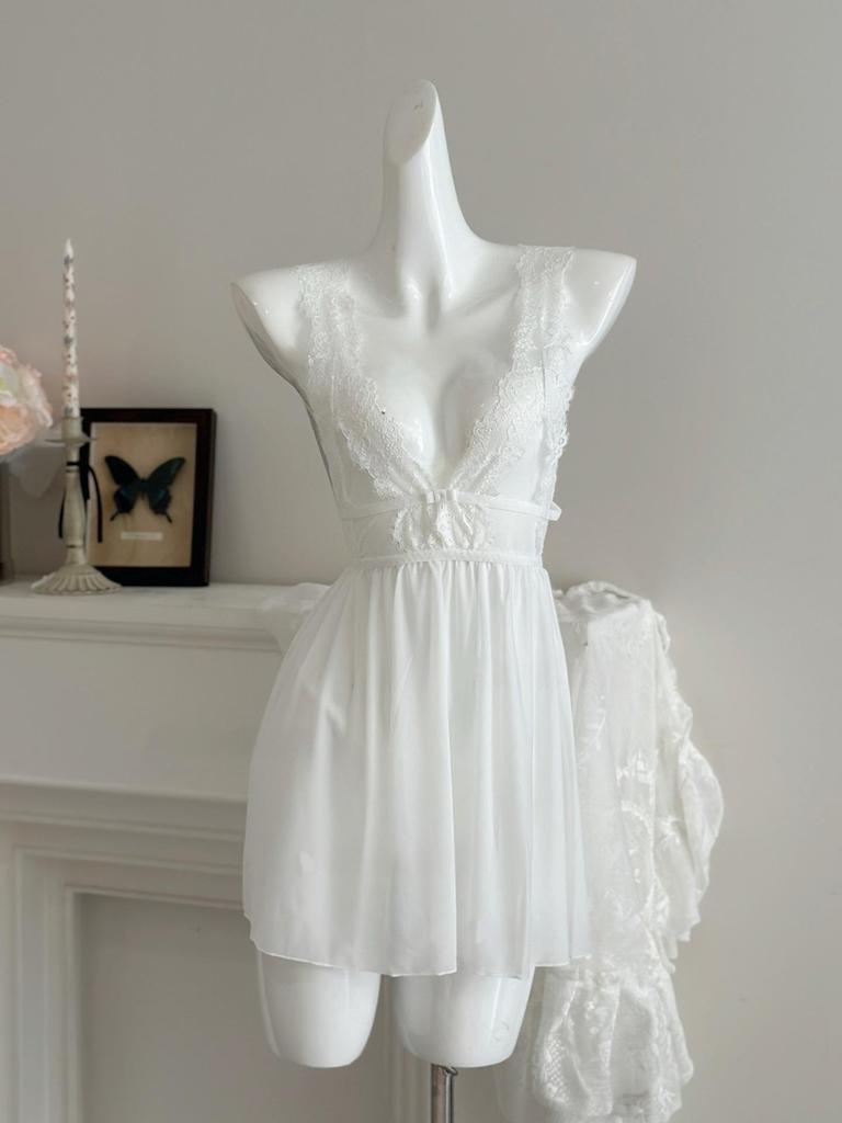 Элегантная ночная сорочка из кружева и сетки с глубоким V-образным вырезом на спине - Прозрачное кружевное белье-комбинация для женщин