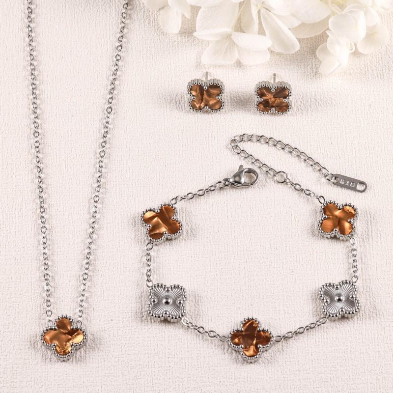 Elegant French Vintage Clover 3-Piece Jewelry Set Stainless Steel Gold Plated Women Sweet Style Necklace Bracelet Earrings