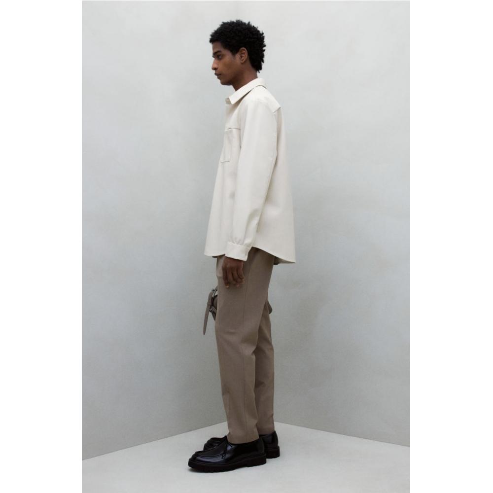 Брюки-джоггеры HM Tailored облегающего кроя бежевого цвета