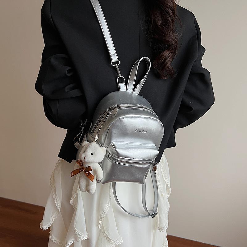 Маленький рюкзак 2025 новый модный дизайн нишевый дорожный легкий школьный рюкзак женский ins для выхода маленький рюкзак