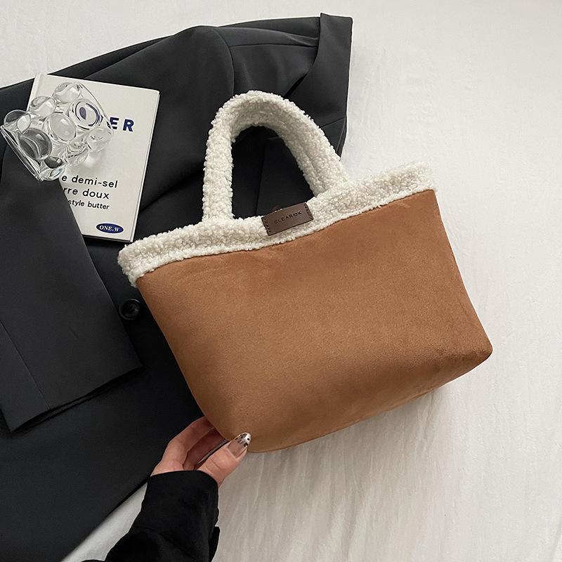 Плюшевая сумка женская осень и зима 2025 новая повседневная нишевая дизайнерская плюшевая сумка-тоут популярная сумка-ведро