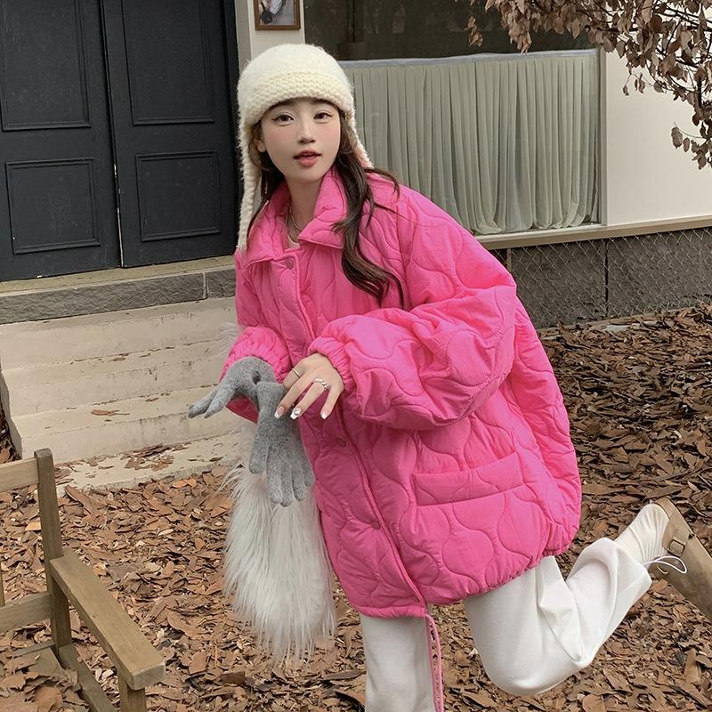 Ромбовидный хлопок Женская корейская зимняя одежда Ретро Куртка большого размера Хлебная одежда Свободная стелька Овечья шерсть Женская