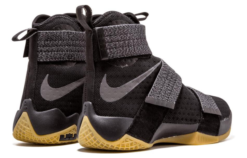 Nike LeBron Soldier 10 Sfg 'Черный с коричневым' 844378-009