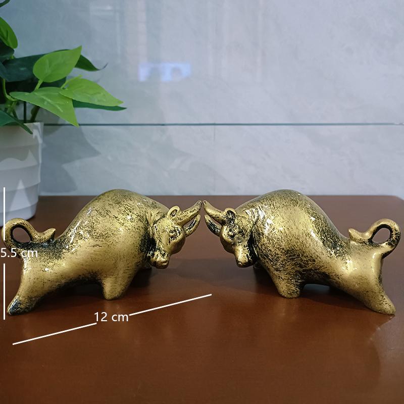 2 шт. Камень Нефрит Цвет Статуэтка Быка с Уолл-стрит Рынок Быков Смоляные Украшения Фэн-шуй Фигурки Удачи и Богатства Декор для Дома и Офиса