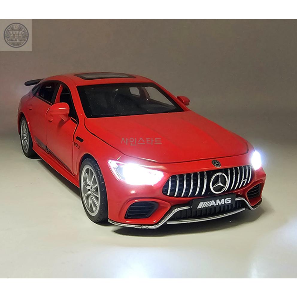 Mercedes-Benz AMG GT63 4-Door Sedan 1:32 Diecast Model Car, Red