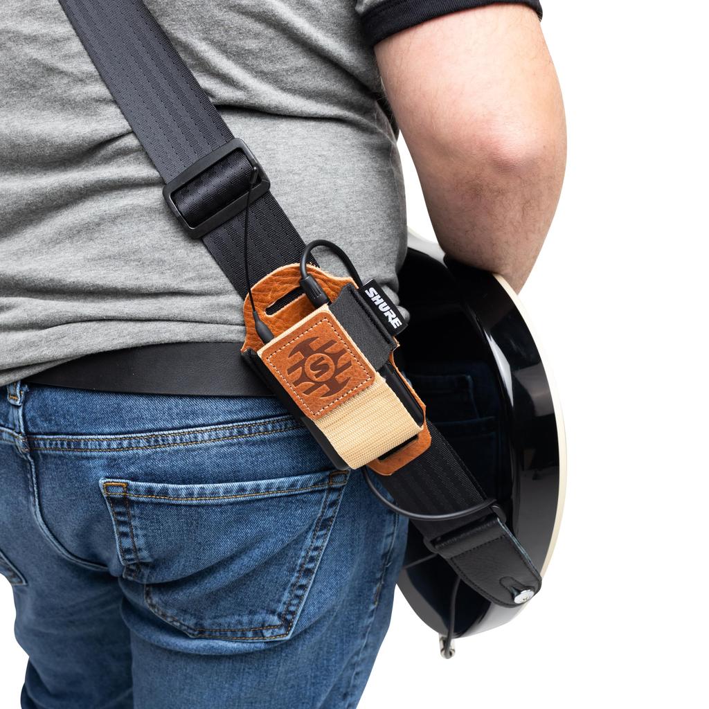Shure by Gator Wireless Transmitter Pouch Leather Nylon Tan & SH-BODYPACK-PTN-L []