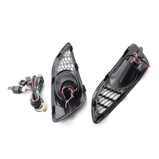 2Pcs LED Fog Light Long-lasting High Brightness White Lens Black Front Fog Lamp D2BZ15266CB for FORD FIESTA JA8 2013.01-2017.12