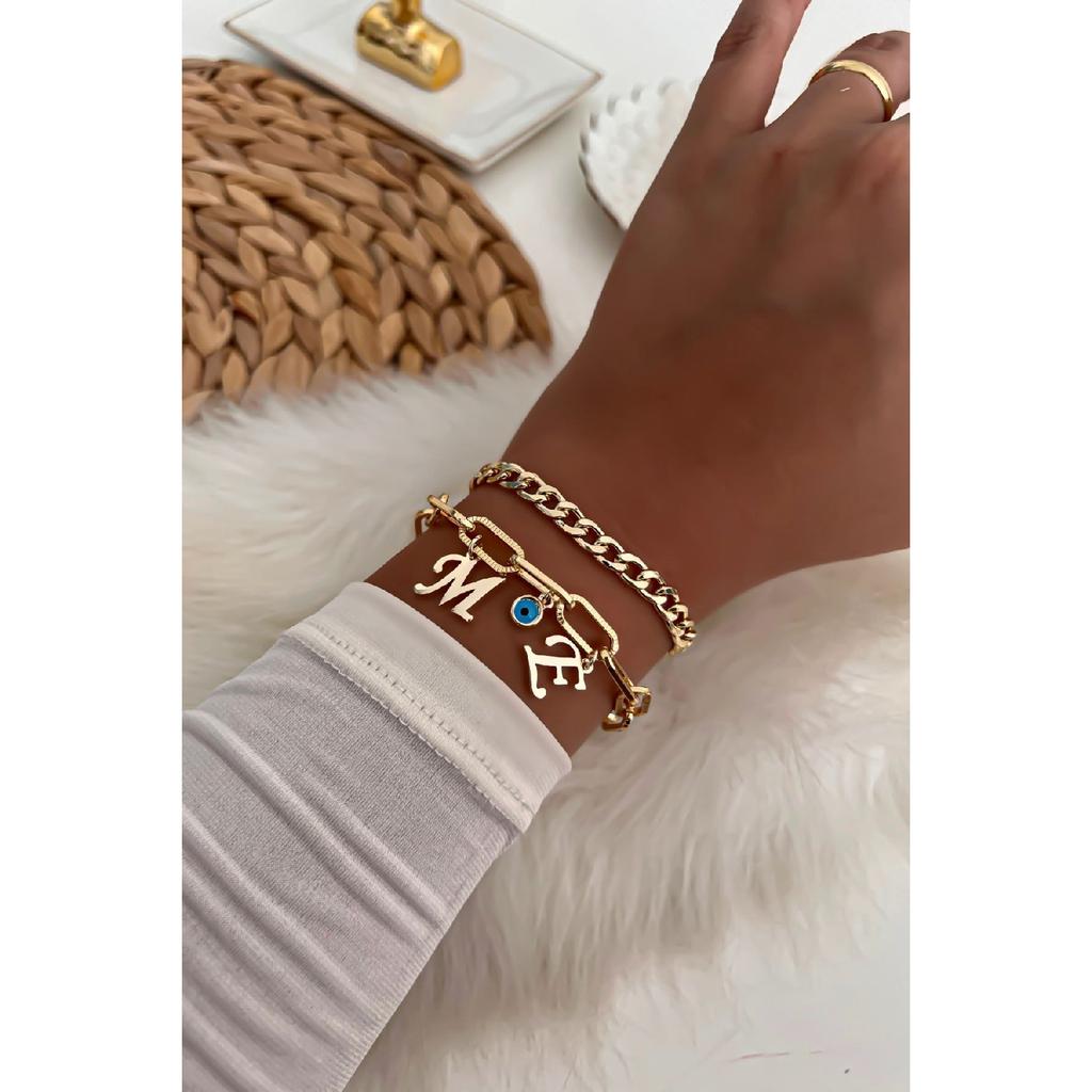 Комбинация браслета-цепочки золотого цвета с буквами и детализацией от сглаза 4