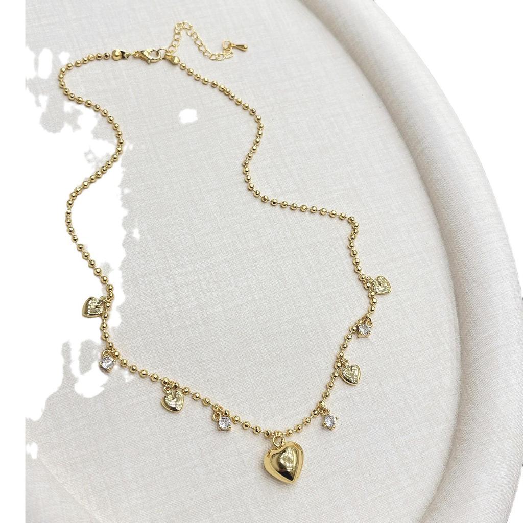 Ожерелье из цирконов в стиле средневековья в форме сосновой шишки: Элегантный, ретро и универсальный модный кулон