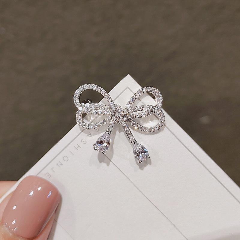 Элегантный бант со стразами брошь пряжка булавка для женщин девочек бант пряжка булавка кардиган клип ювелирные изделия брошь аксессуары
