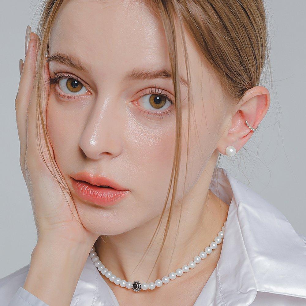 J.Lauren Round Ball Silver Ear Cuff M03824