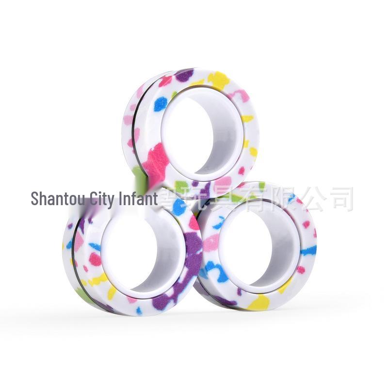 Браслет-кольцо на магните цвета хаки с граффити и спиннер для пальца