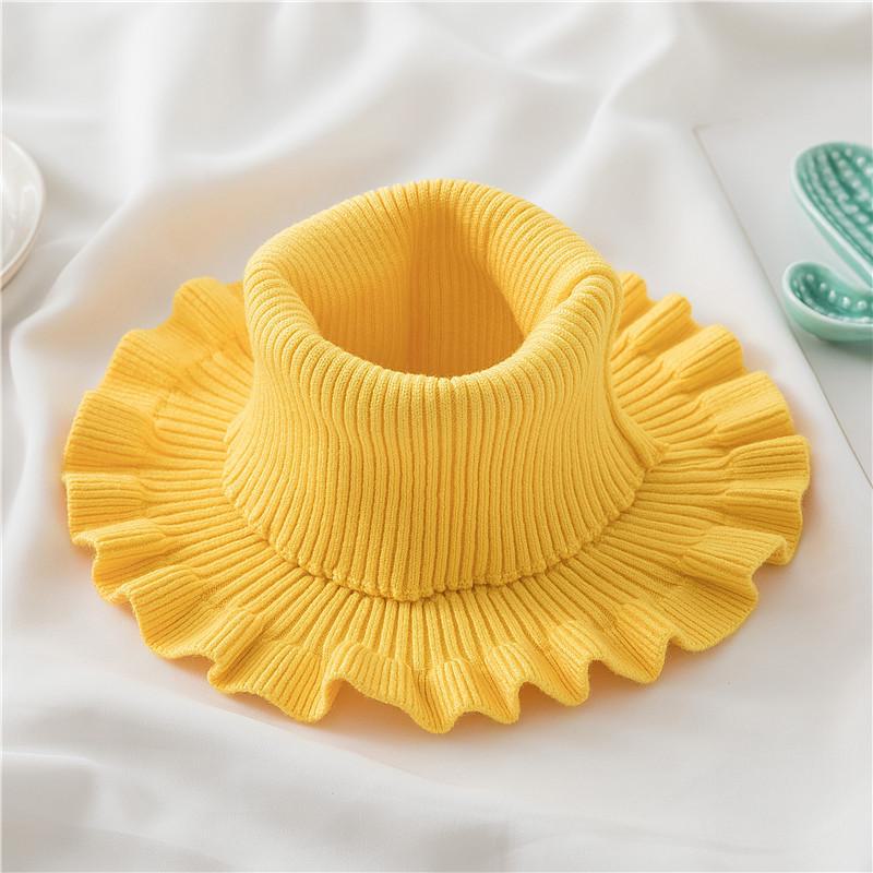 Women's Knitted Scarf Pullover: Thick, Warm, Decorative Neck Cover for Autumn and Winter.