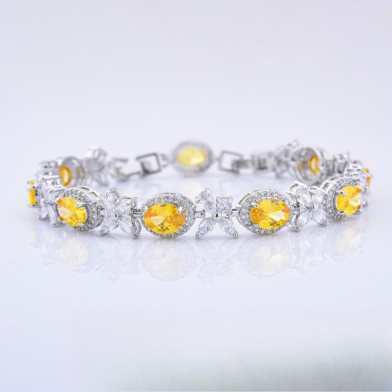 Новый повседневный и универсальный браслет из циркония в корейском стиле 2024 года для девочек отличается уникальным цветочным дизайном, который отличается легкостью, роскошью и изысканностью.