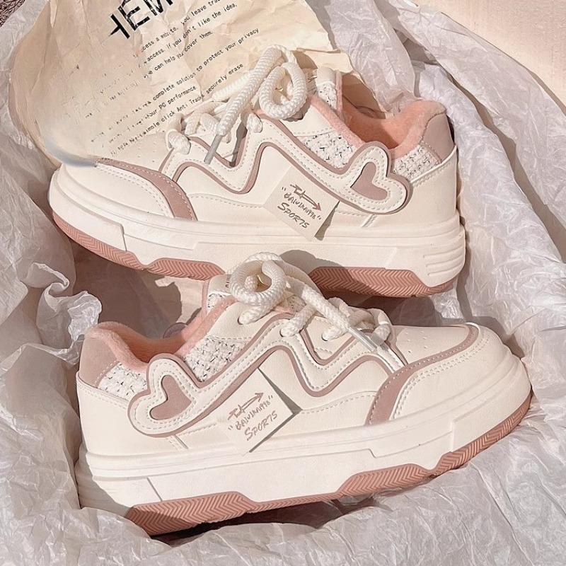 Модные кроссовки для женщин на открытом воздухе повседневные удобные 2024 высококачественные однотонные кроссовки на платформе со шнуровкой на толстой подошве женская обувь