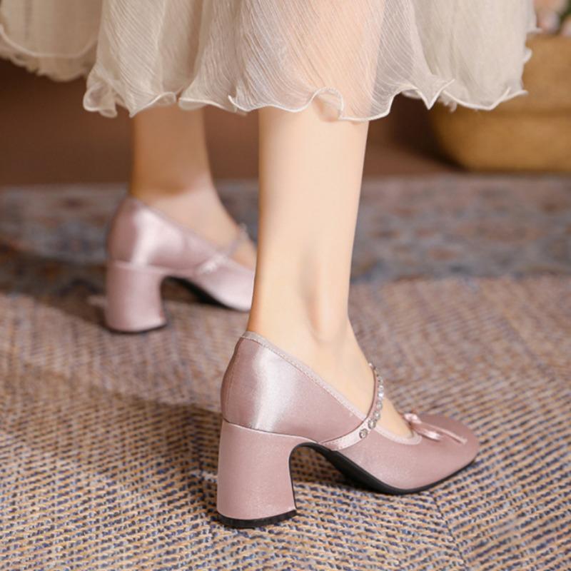 Милые туфли-лодочки на высоком каблуке с бантиком и стразами, женские туфли на ремешке, с круглым носком, туфли Мэри Джейн