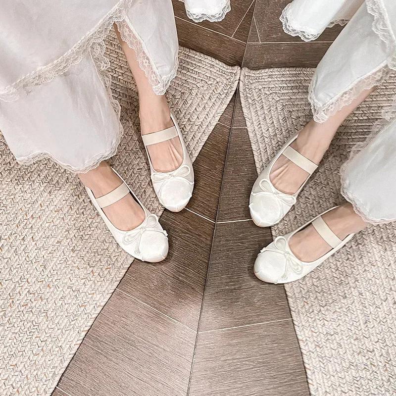 Женские туфли Мэри Джейн, женские туфли больших размеров с круглым носком, шелковые атласные балетки с бантом, весенне-осенние туфли на плоской подошве, Zapatos De Mujer