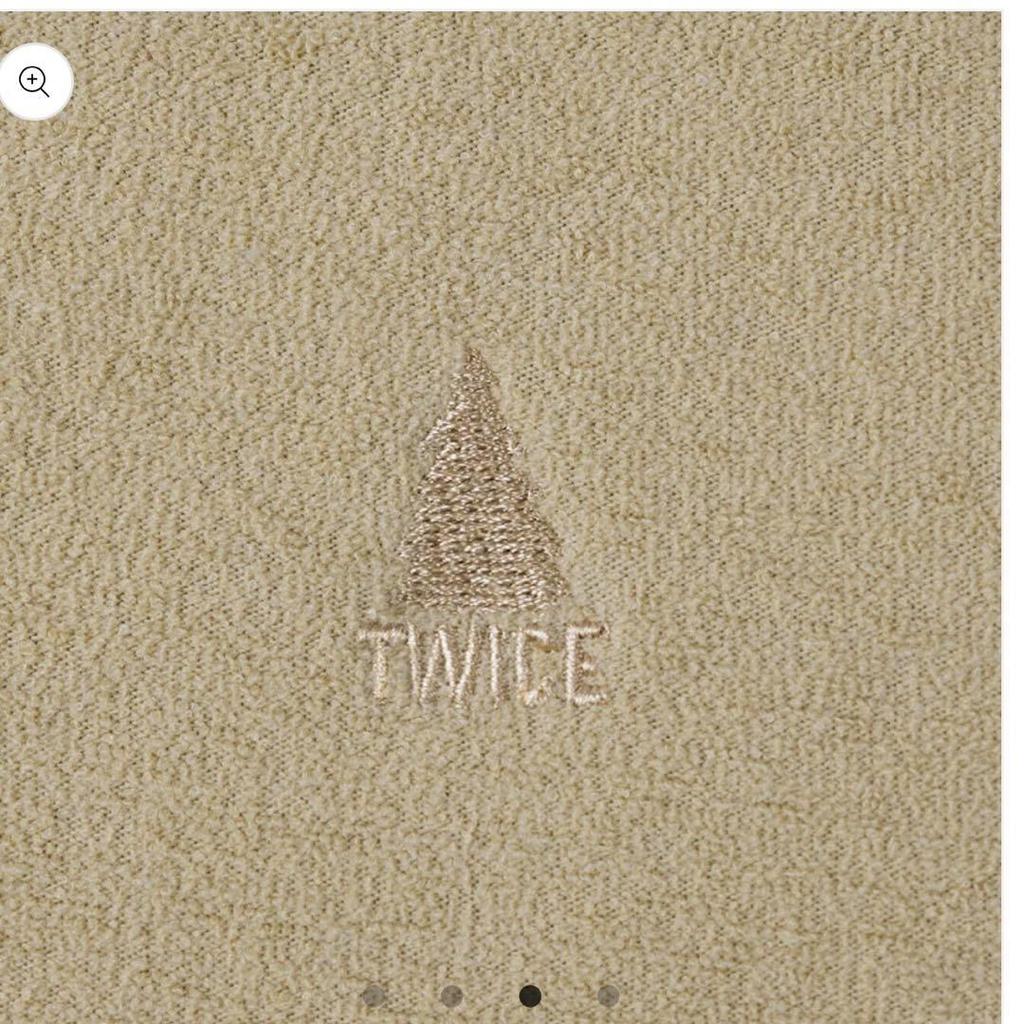 [Б/У] Толстовка с мерчем TWICE Размер L