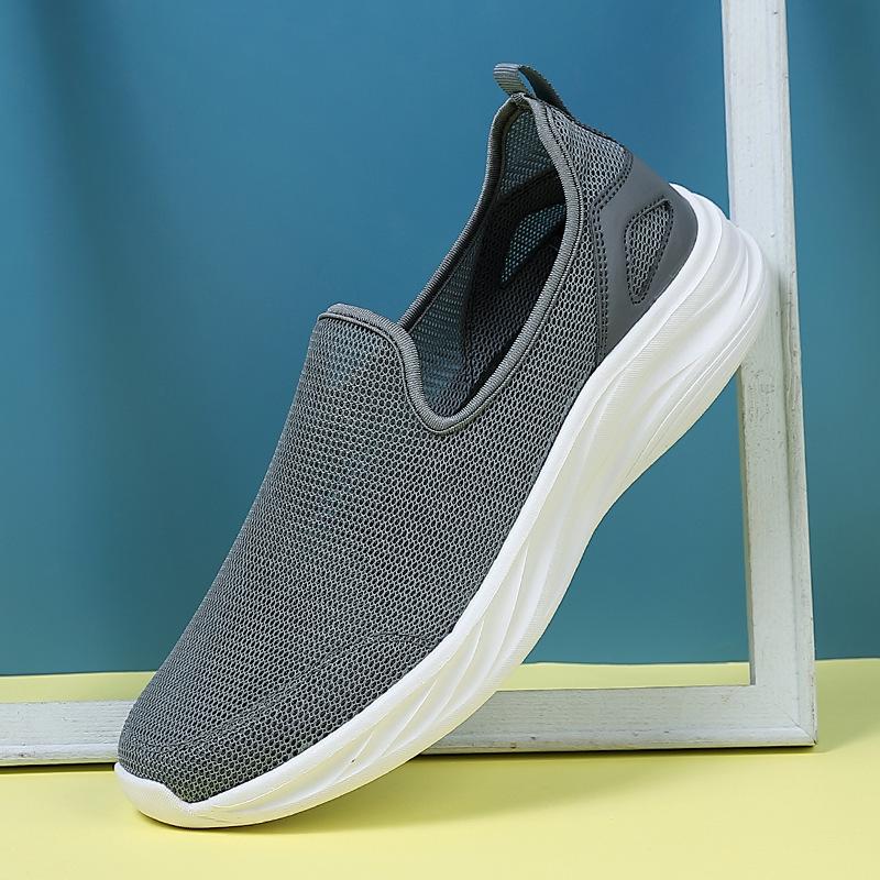 Летняя мужская обувь весна и осень черные сетчатые туфли летучая трикотажная сетка спортивные кроссовки для бега повседневная обувь на мягкой подошве универсальная обувь