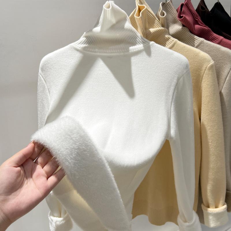 Новый стиль женского осенне-зимнего термобелья с белой водолазкой