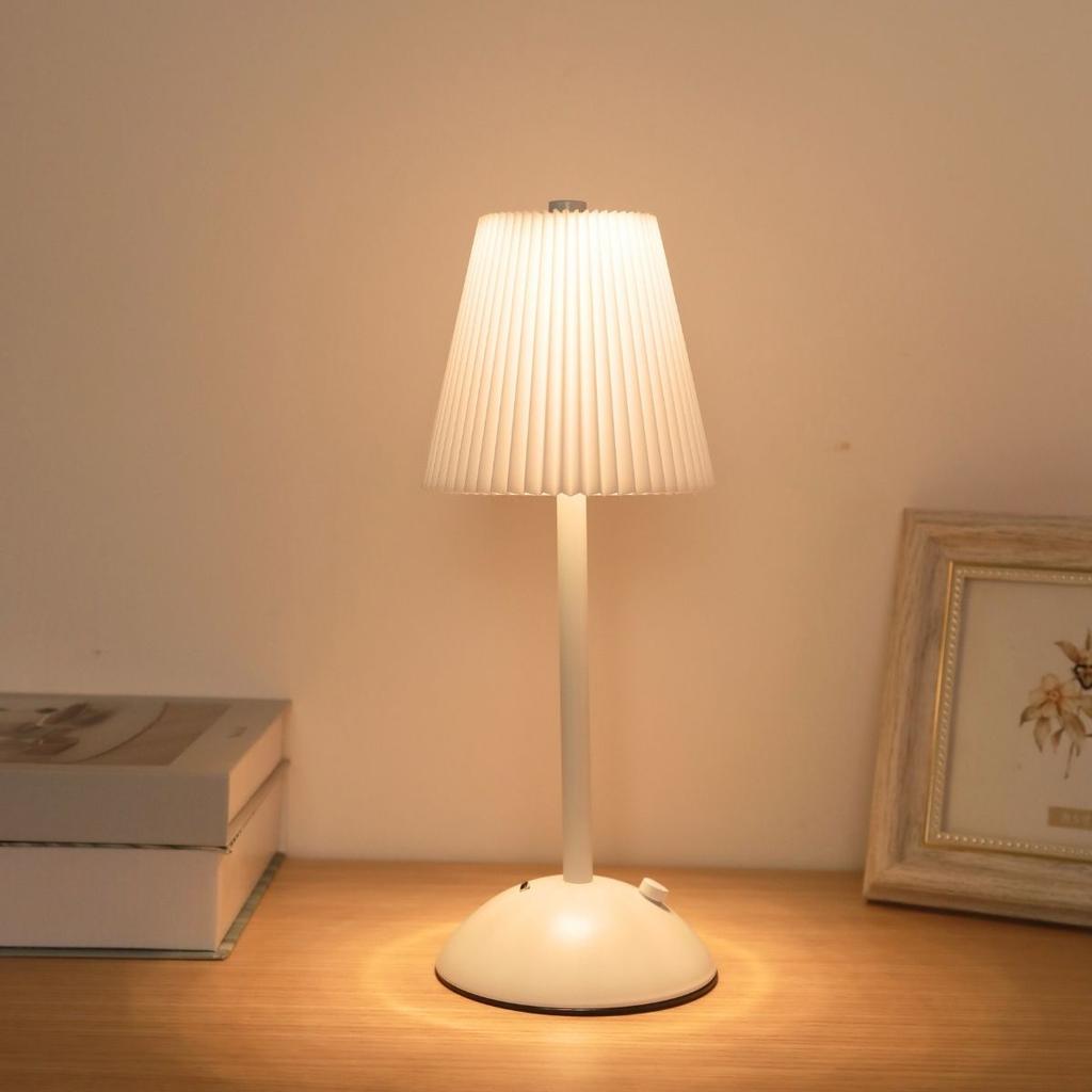 Минималистичная плиссированная декоративная настольная лампа с сенсорной зарядкой, трехцветными светодиодными лампами для украшения спальни и гостиной