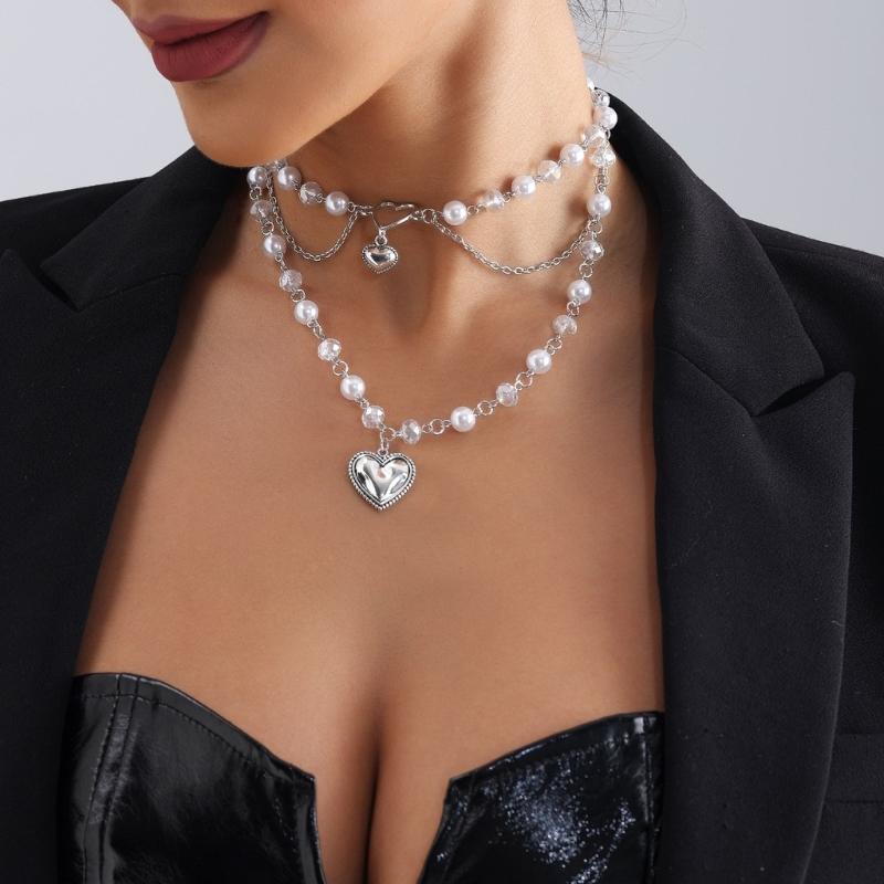 Multilayer Clavicle Chain Stylish Pearls Heart Neckachain Love Pendant Necklace for Women Girls Unique Jewelry Gift