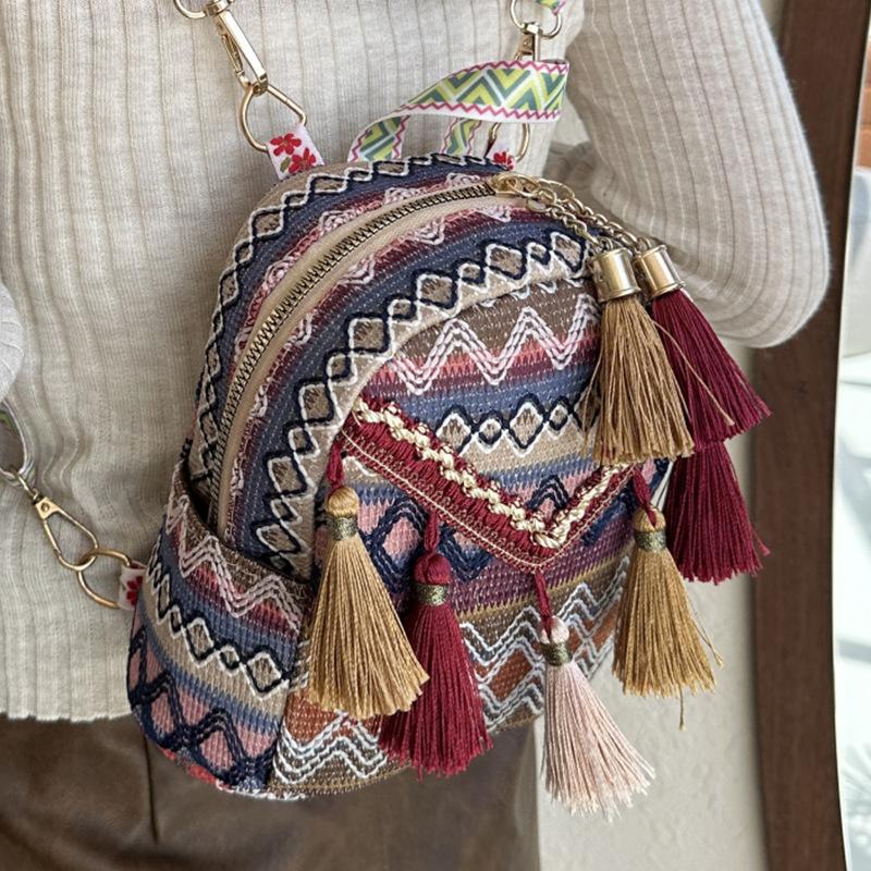 Этническая сумка для женщин, легкий рюкзак, кисточка, сумка через плечо для путешествий, модный универсальный маленький рюкзак
