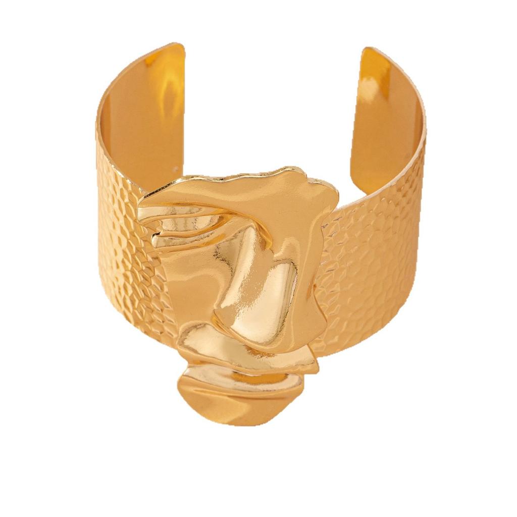 Персонализированный портретный комплект из серег, колец и браслетов