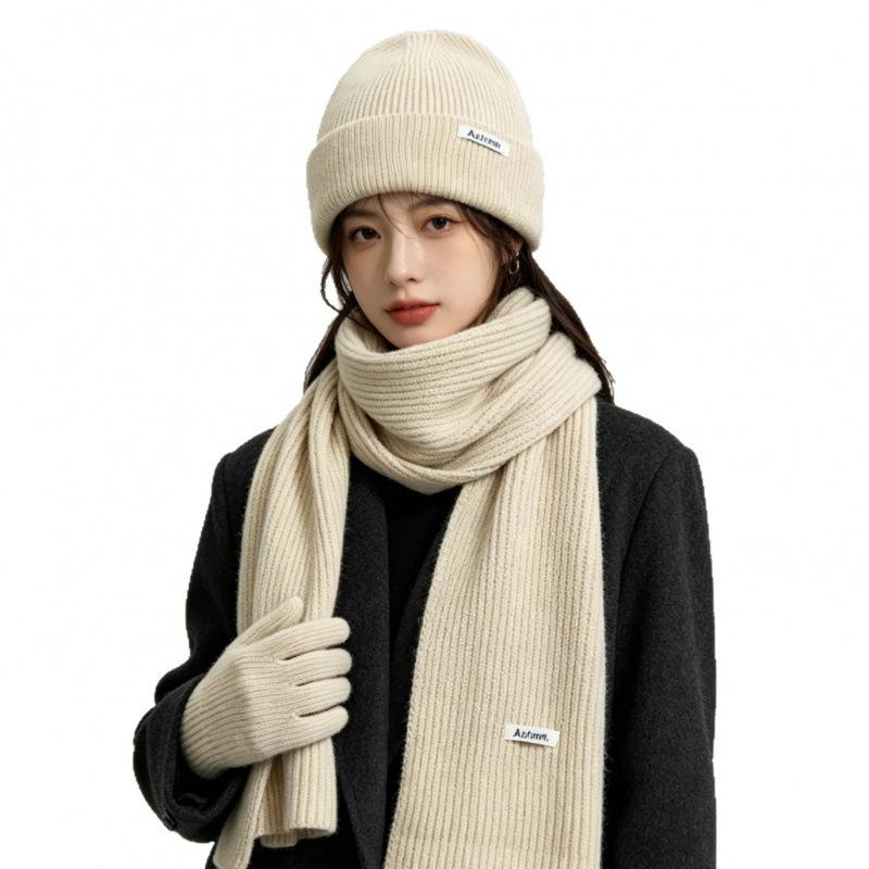 3Pcs Set Winter Hat Scarf Touchscreen Gloves Unisex Knitted Warm Beanie Neck Warmer Gloves Set For Autumn Winter Outdoor Daily Wear