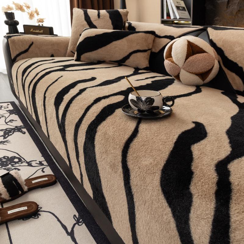 New Zebra Pattern Plush Sofa Mat Thick Anti Slip Warm Cushion for Autumn and Winter Home Decoration Couch Protective Cover Cloth