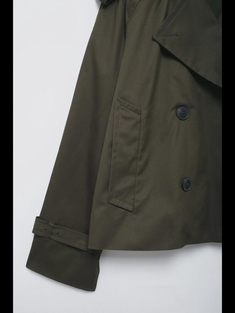 Осень 2024 г. Женская двубортная короткая ветровка в европейском и американском стиле.