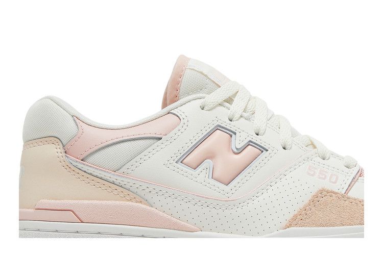 Женские кроссовки New Balance Wmns 550 'White Pink'