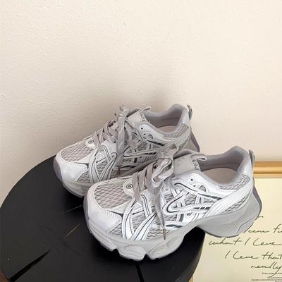 Мода 2025 Новая женская спортивная обувь, Повседневные кроссовки Женские массивные кроссовки Обувь на платформе Плоская обувь Женская дышащая сетчатая обувь 3267