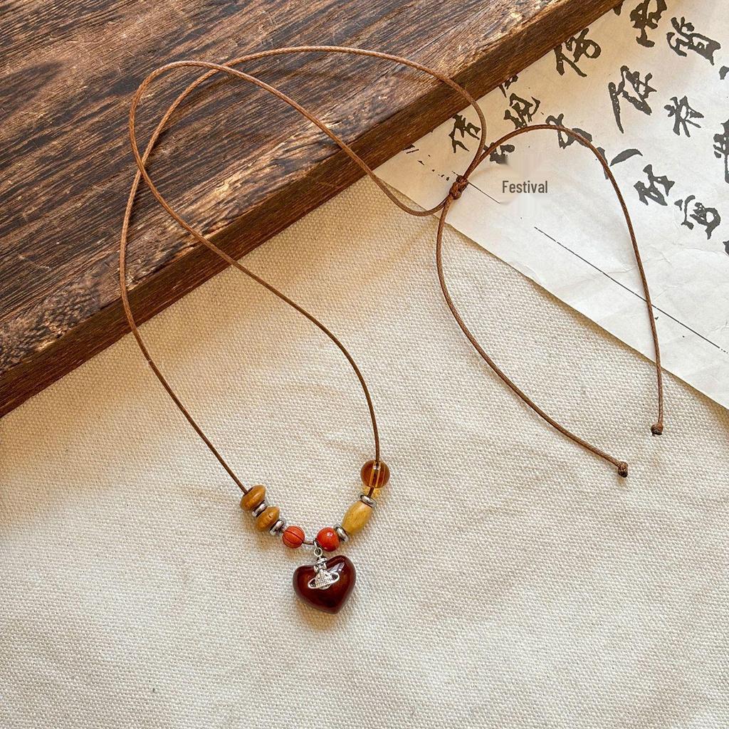 Винтажное керамическое ожерелье с подвеской в виде сердца с бусинами - Минималистичная роскошная цепочка для ключицы